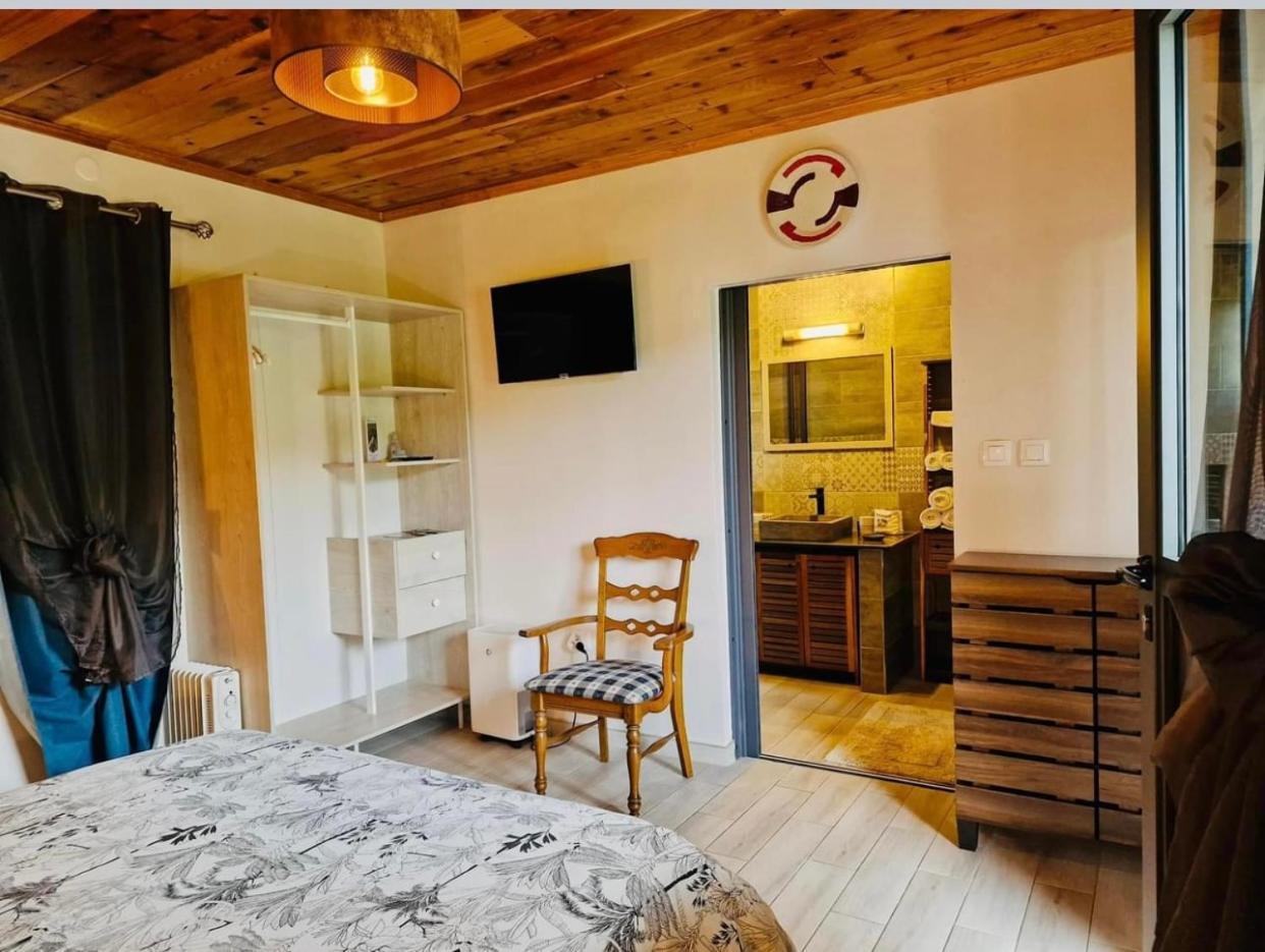 Chambres Et Tables D'Hote Du Voyageur La Plaine des Palmistes Exterior photo